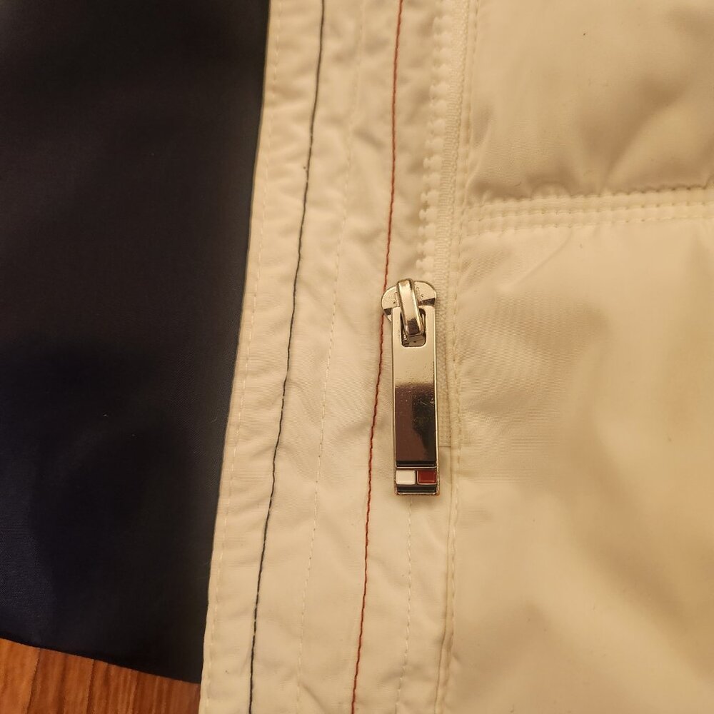 Tommy Hilfiger White Long Puffer Coat Size M No Hood Excellent Condition - Picture 11 of 16